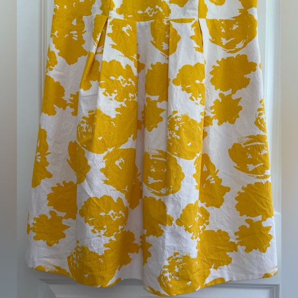 Talbots Yellow Floral Rose Print Dress Jacquard Pleated 100% Cotton Size 14WP - Picture 6 of 16